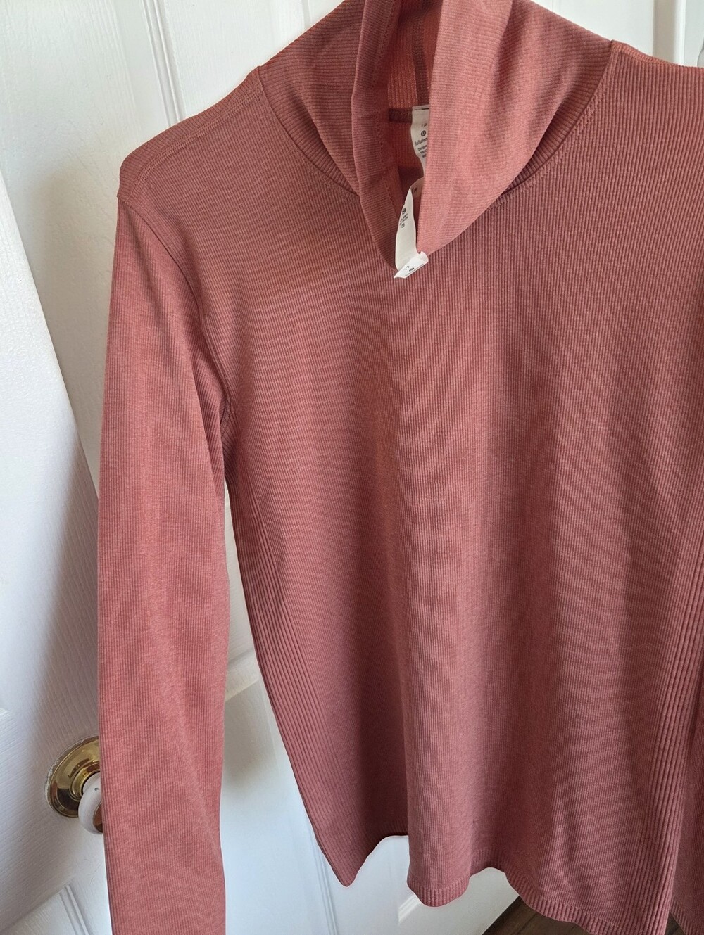 Lululemon Size 12 Turtleneck